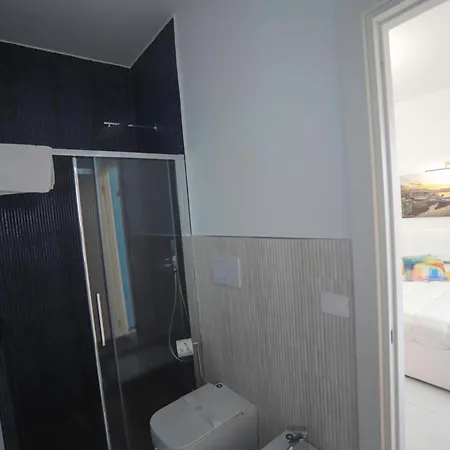 Guest house Mareviglia 3*